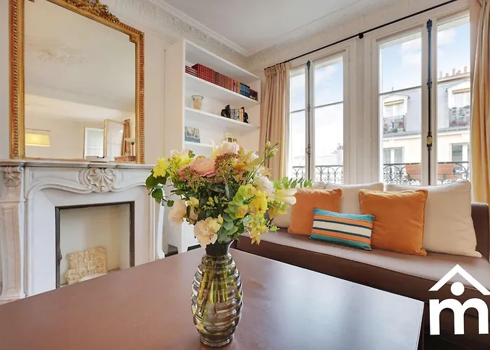 Marais 2b With Balcony By Melvane Luxury