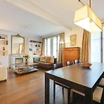 Marais 2b With Balcony By Melvane Luxury Apartamento