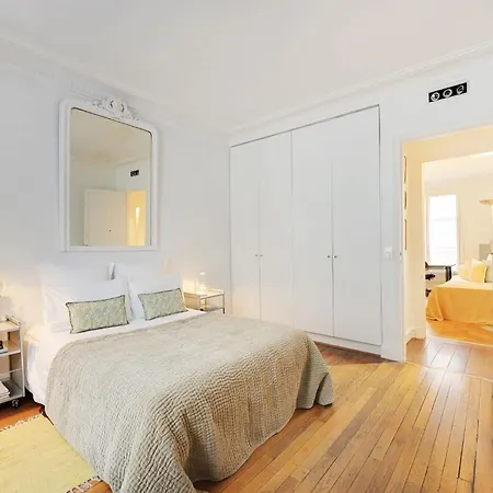 Marais 2b With Balcony By Melvane Luxury Appartement Paris