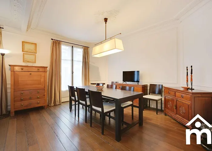 Апартаменты Marais 2b With Balcony By Melvane Luxury *