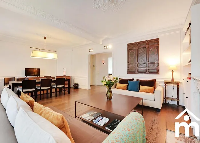 Apartment Marais 2b With Balcony By Melvane Luxury *